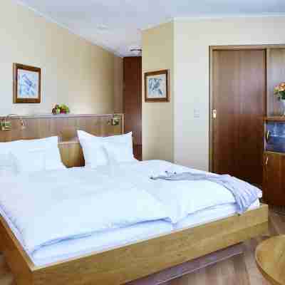 Rheinhotel Larus Rooms