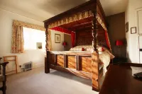 The Oxenham Arms Hotel Devon Hotels in Sampford Courtenay