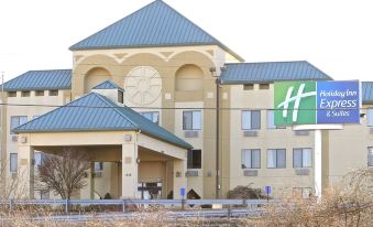 Holiday Inn Express & Suites ST. Louis West - Fenton