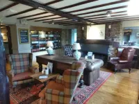 Dog House by Chef & Brewer Collection - bar