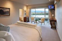 Matuka Luxury Lodge Hotels near Lake Ohau