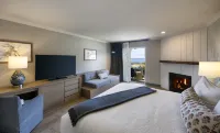 Fireside Inn on Moonstone Beach - Beach