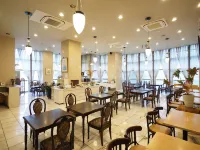 سكاي هارت هوتل هاكاتا - موقف سيارات