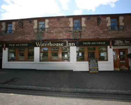 Waterhouse Inn Hotels in Balloch