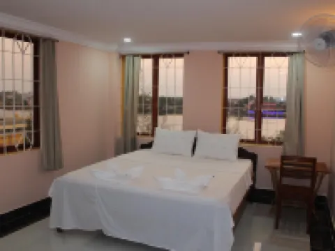 Good Morning Kampot Hotels near Kampot Pagoda