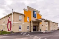 Motel 6 Jourdanton, TX