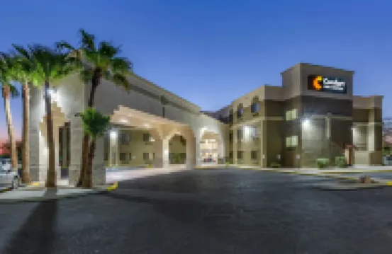 驚喜品質飯店及套房-近太陽城西