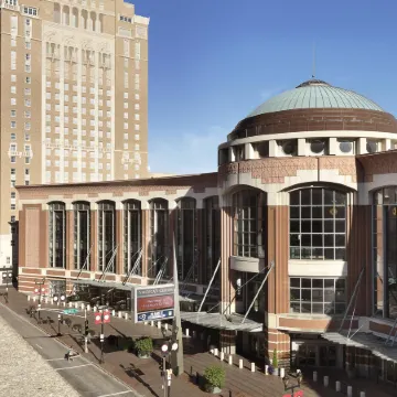 Courtyard St. Louis Downtown/Convention Center Отели рядом с достопримечательностью «Старое здание суда»