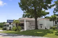Quality Inn - Gym