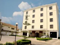 Chesney Hotel Hotels near Eko Hotel Roundabout