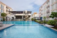 Sahid Raya Hotel & Convention Yogyakarta - piscine