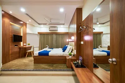 Hotel Sai Deluxe Sangli Hotel di Sangli