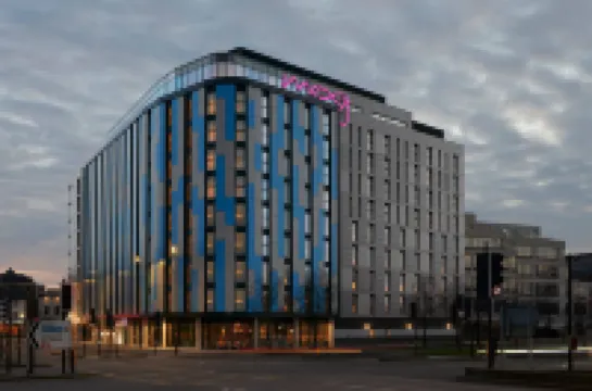Moxy Slough Hotels in 