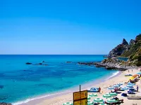 Hotel Marinella Parking wi-fi Spiaggia Attrezzata Hotels in Capo Vaticano