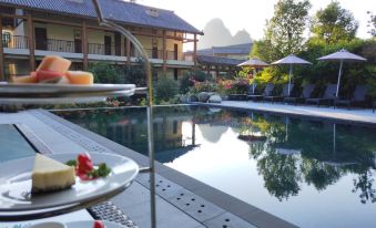 Yangshuo Riverside Resort Hotel