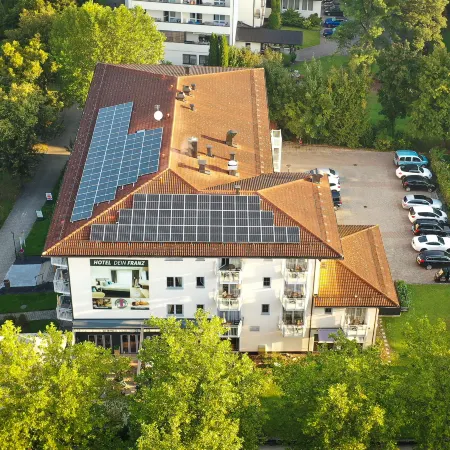 Hotel Dein Franz - Bistro, Kaffeebar & Outdoor-Lounge -