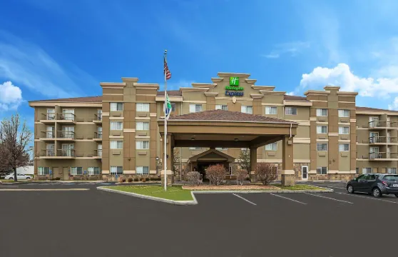Holiday Inn Express 雷頓- I 15