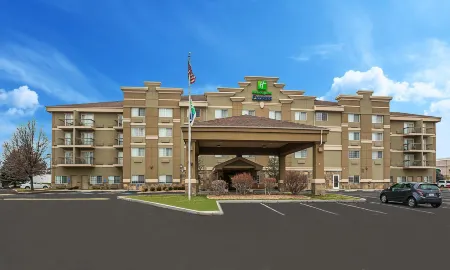 Holiday Inn Express LAYTON-I-15 by IHG
