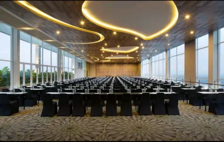 Bogor Icon - Homey Studio Apartment Отели в г. Tanah Sereal