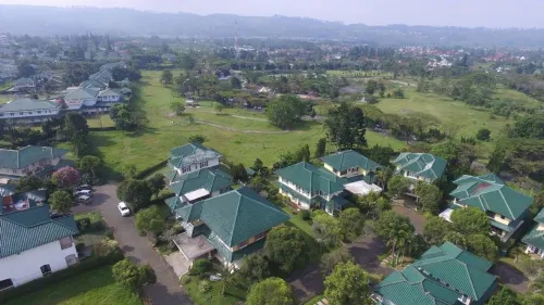 Puncak Resort Villa by Aryaduta Sukaresmi住宿飯店