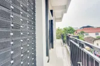 Dnaiko Hotels in Tarok Dipo