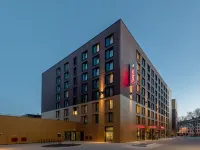 Hampton by Hilton Dusseldorf City Centre Hotels near Hamm