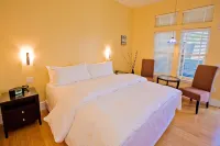 Pacific Blue Inn - Business