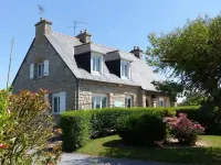 La Vieille Auberge Hotels in Bacilly