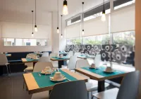 La Regence Hotels in Courbevoie