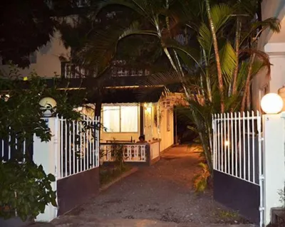 Residence les Bambous Hotels in 