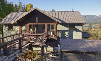 The Gallery House at Port Renfrew