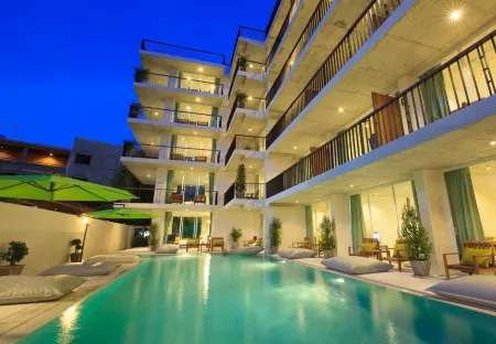 Wabi Sabi Boutique Hotel Отели рядом с достопримечательностью «Laem Sing Beach»