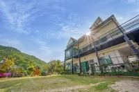 Danyang Wild Flower Garden Pension