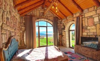 Amazing Stone House with Private Pool in Iznik