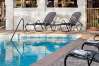 Holiday Inn Express 聖安東尼奧機場 - 泳池