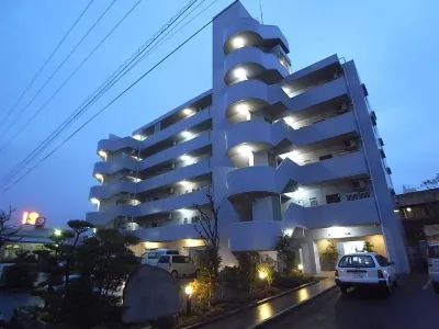 Alphabed Takamatsu Yashima Hotel dekat Shikoku Village