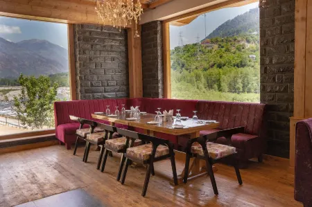 Shirar Resort & Spa Отели в г. Натан