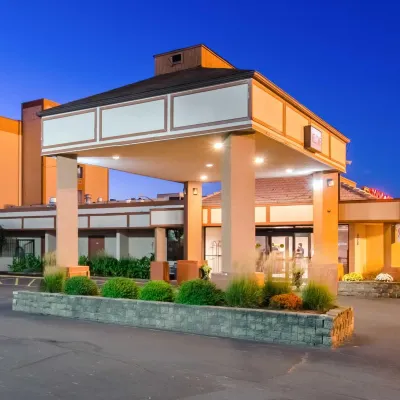 The Bolling Wilson Hotel Hotels near Rural King