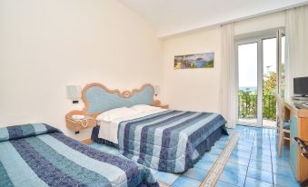 Albergo Italia - Beach Hotel