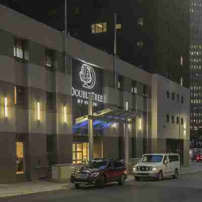 DoubleTree by Hilton Hotel & Suites Pittsburgh Downtown Hotel Exterior