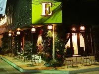 坤侃旅館 Mu Ban Phamee附近的飯店