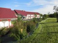 FastHotel Montmarault - Auberge du Grand Champ Hotels in Target