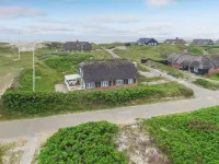"Mattias" - 100m from the Sea - 3-Star