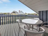 "Casandra" - 600m from the Sea