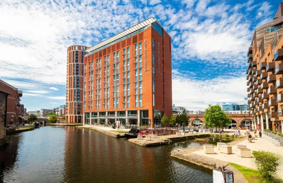 利茲市中心希爾頓逸林酒店