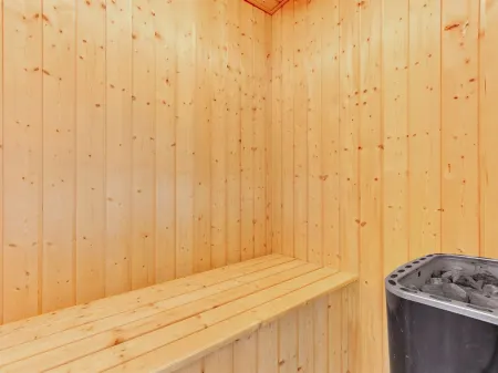 "Karina" - 150m to the Fjord