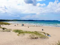 "Cedomir" - 625m from the Sea Hotels in Hornbaek