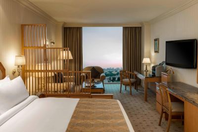 Club Lounge Deluxe Room, Executive Lounge Access, Larger Guest Room, 1 King