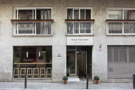 Arc House Gracia Отели рядом с достопримечательностью «Порт- Олимпик»