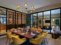 Moxy Brooklyn Williamsburg Отели рядом с достопримечательностью «Уильямсберг»